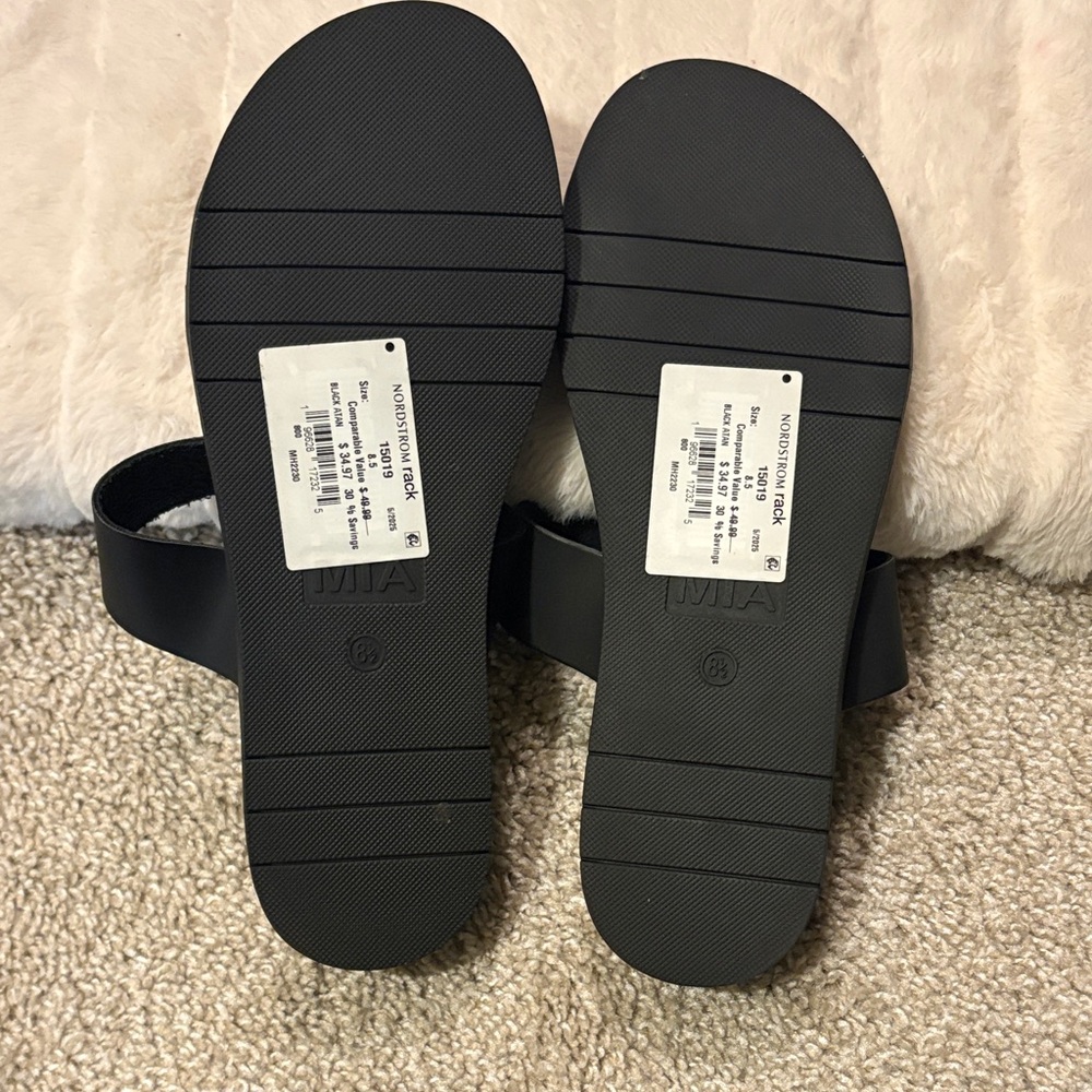 MIA Women's Black Dual-Strap Slide Sandals - Picture 4 of 6